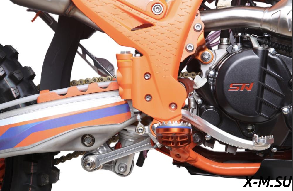 Кроссовый мотоцикл (эндуро) STN V8